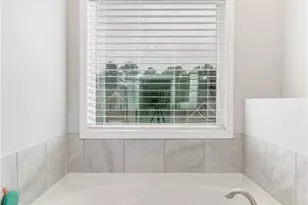 301 Cochin Dr, Woodstock, GA 30188 - Photo 24