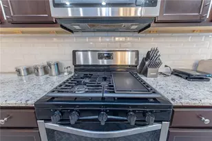 78 Dorothy Ln, Lawrenceville, GA 30046 - Photo 10