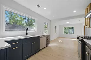 2885 Dale Creek Dr NW, Atlanta, GA 30318 - Photo 6