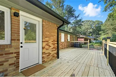 2885 Dale Creek Drive NW, Atlanta, GA 30318 - Photo 32