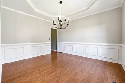 304 Meadowcrest Circle, Canton, GA 30115 - Photo 8