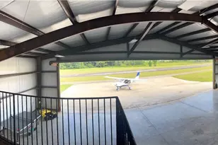 807 Sewell Rd, Lavonia, GA 30553 - Photo 6