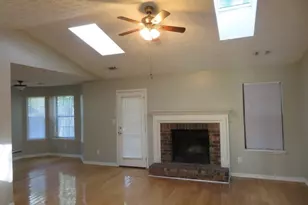 1486 Carriage Ln, Jonesboro, GA 30238 - Photo 2