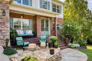 6765 Creekview Ln, Cumming, GA 30041 - Photo 4