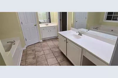 7365 Royale Lane, Riverdale, GA 30296 - Photo 10