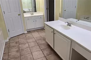 7365 Royale Ln, Riverdale, GA 30296 - Photo 10