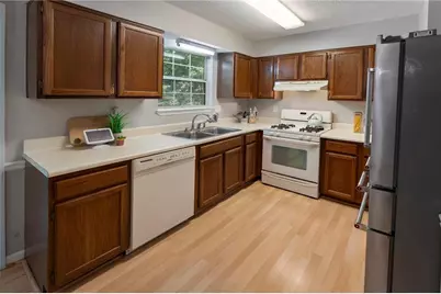 1104 Huntington Trace SE, Smyrna, GA 30082 - Photo 8