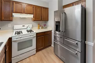 1104 Huntington Trce SE, Smyrna, GA 30082 - Photo 10