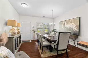 586 Collington Cir, Dalton, GA 30721 - Photo 4