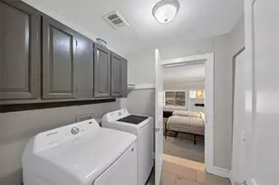 924 Model Ct, Stone Mountain, GA 30088 - Photo 22