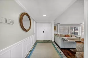 924 Model Ct, Stone Mountain, GA 30088 - Photo 2