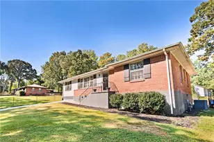 6419 Arthur Dr, Lithia Springs, GA 30122 - Photo 6