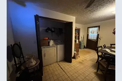 1049 Desota Street SE, Gainesville, GA 30501 - Photo 6