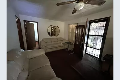 1049 Desota Street SE, Gainesville, GA 30501 - Photo 2