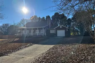 3709 Charlotte Dr, Rex, GA 30273 - Photo 2