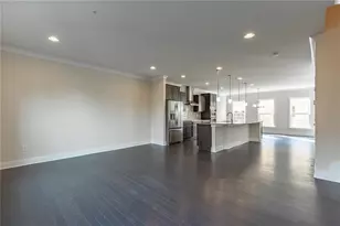 883 Stone Crest Rd, Atlanta, GA 30324 - Photo 14