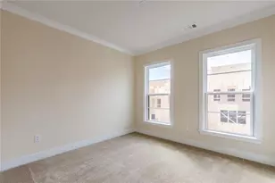 883 Stone Crest Rd, Atlanta, GA 30324 - Photo 18