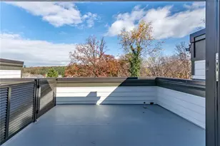 883 Stone Crest Rd, Atlanta, GA 30324 - Photo 36