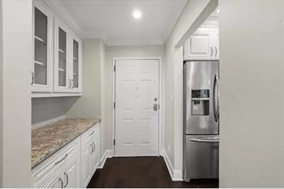 300 Johnson Ferry Road NE #B810, Atlanta, GA 30328 - Photo 2