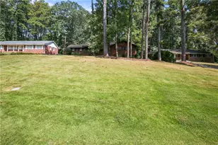 2763 Hayden Dr, Atlanta, GA 30344 - Photo 2