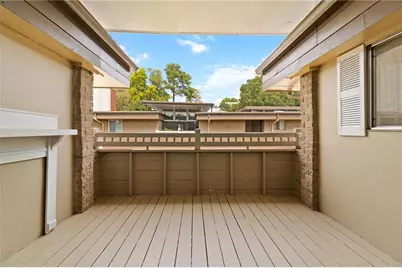 346 Carpenter Drive #43, Atlanta, GA 30328 - Photo 2