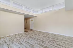 346 Carpenter Dr, Atlanta, GA 30328 - Photo 14