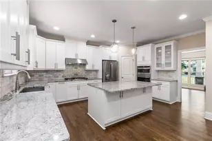 3953 Forrest Ct, Atlanta, GA 30341 - Photo 12