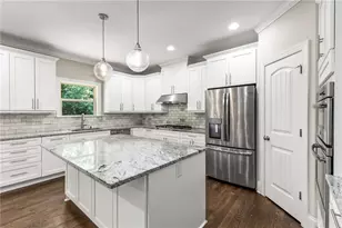 3953 Forrest Ct, Atlanta, GA 30341 - Photo 10