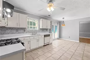 2650 Ashley Downs Ln, Atlanta, GA 30349 - Photo 48