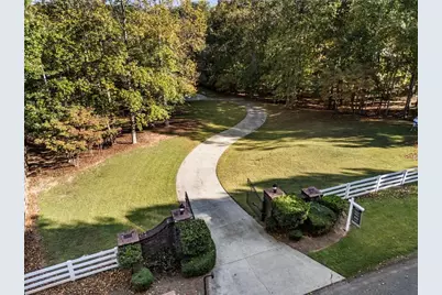 15385 Tullgean Drive, Alpharetta, GA 30004 - Photo 4