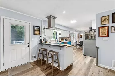 461 Little John Drive NW, Lilburn, GA 30047 - Photo 4