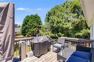 1035 Brushystone Dr, Loganville, GA 30052 - Photo 26