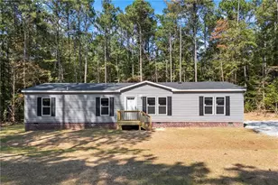 35 Cherry Cir, Lexington, GA 30648 - Photo 1