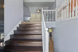 680 Harbor Point Ct, Lawrenceville, GA 30044 - Photo 2