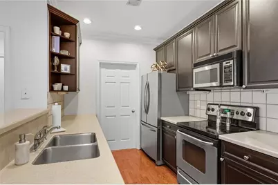 2306 Stratford Commons, Decatur, GA 30033 - Photo 8