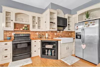 6193 Collins Street NE, Covington, GA 30014 - Photo 2