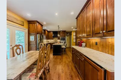 755 Amberton Close, Suwanee, GA 30024 - Photo 18