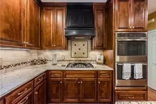 755 Amberton Close, Suwanee, GA 30024 - Photo 14