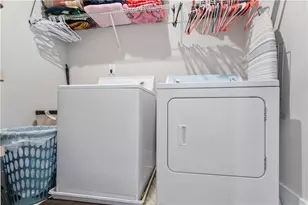 1722 Weatherbrook Cir, Lawrenceville, GA 30043 - Photo 24