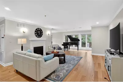 3201 Lenox Road NE #13, Atlanta, GA 30324 - Photo 4