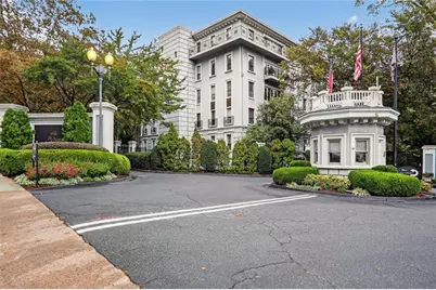 3201 Lenox Road NE #13, Atlanta, GA 30324 - Photo 2