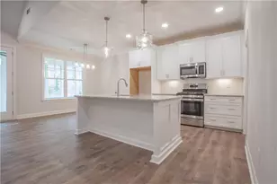 388 Maple View Dr, Carrollton, GA 30117 - Photo 4