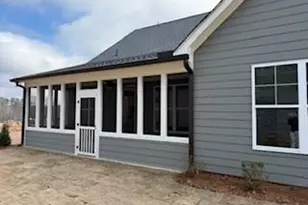 388 Maple View Dr, Carrollton, GA 30117 - Photo 4