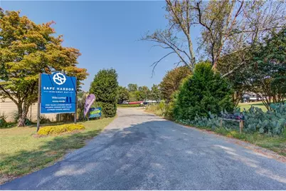 6184 Mitchell Street, Flowery Branch, GA 30542 - Photo 16