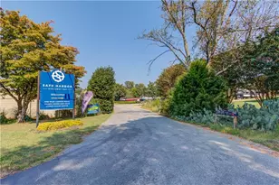 6184 Mitchell St, Flowery Branch, GA 30542 - Photo 16