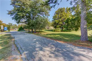 6184 Mitchell St, Flowery Branch, GA 30542 - Photo 30