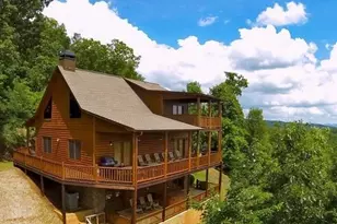499 Raven Ridge Cir, Mineral Bluff, GA 30559 - Photo 1