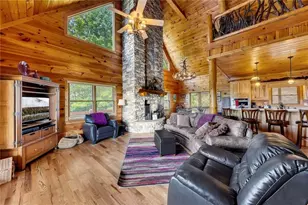 499 Raven Ridge Cir, Mineral Bluff, GA 30559 - Photo 4