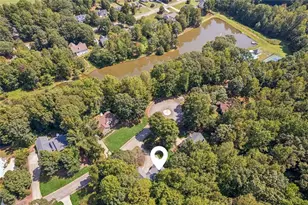 1060 Regency Park Dr, Braselton, GA 30517 - Photo 2