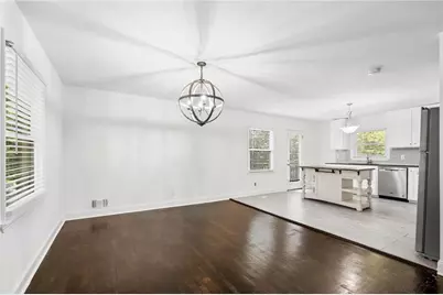 479 Larchmont Circle NW, Atlanta, GA 30318 - Photo 8